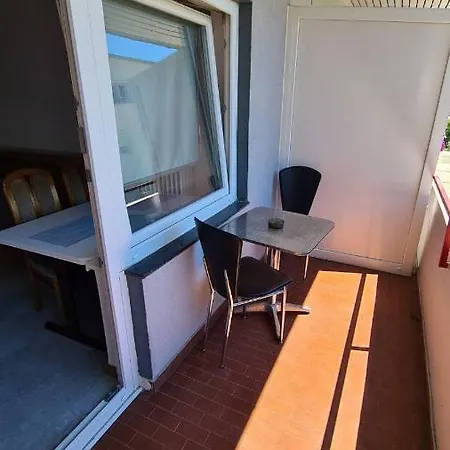 Apartment Ferienwohnung Mit Balkon In Krumpendorf