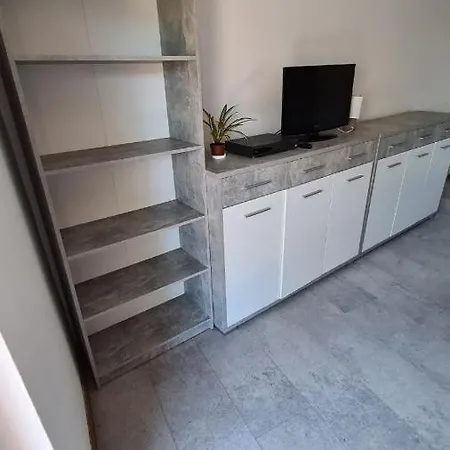 Ferienwohnung Mit Balkon In Apartment