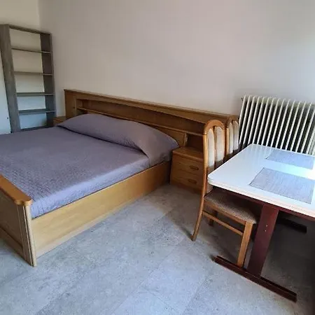 Ferienwohnung Mit Balkon In Krumpendorf